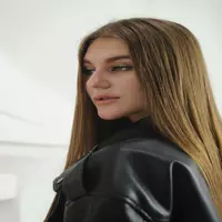adriana-venturi profile