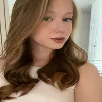 ainsleyburnard profile