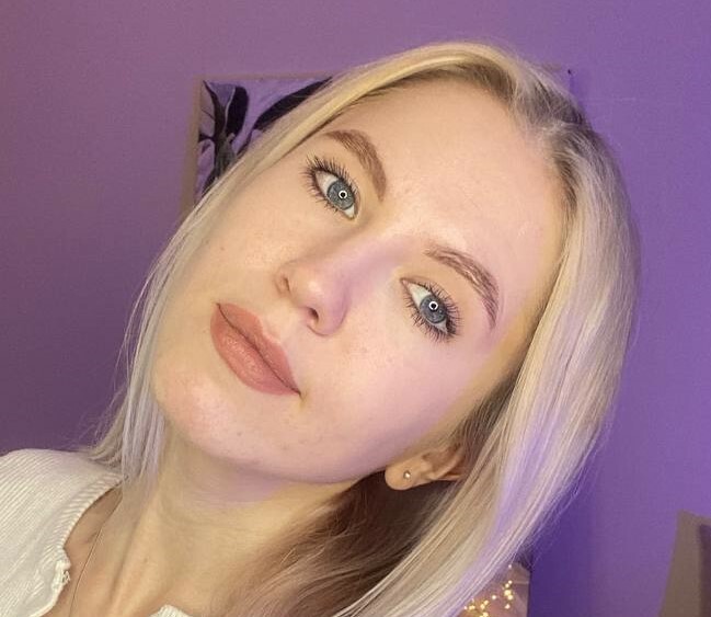 AinsleyFlowers Avatar