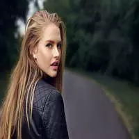 alessandra-jane profile
