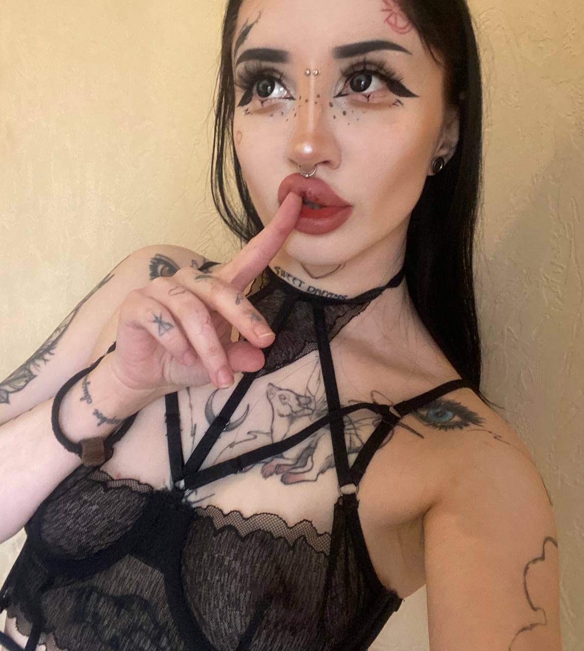 alisa-tattoogirl Avatar