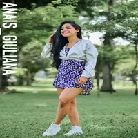 anais-giuliana profile