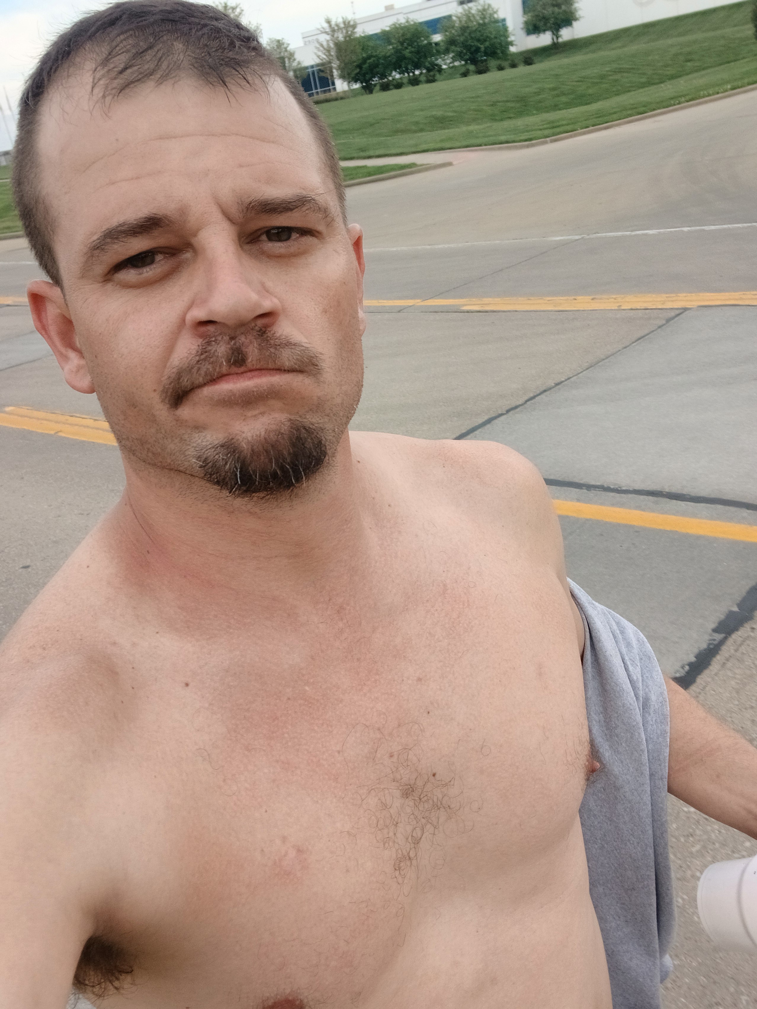 DANGLEDAVE66463 Avatar