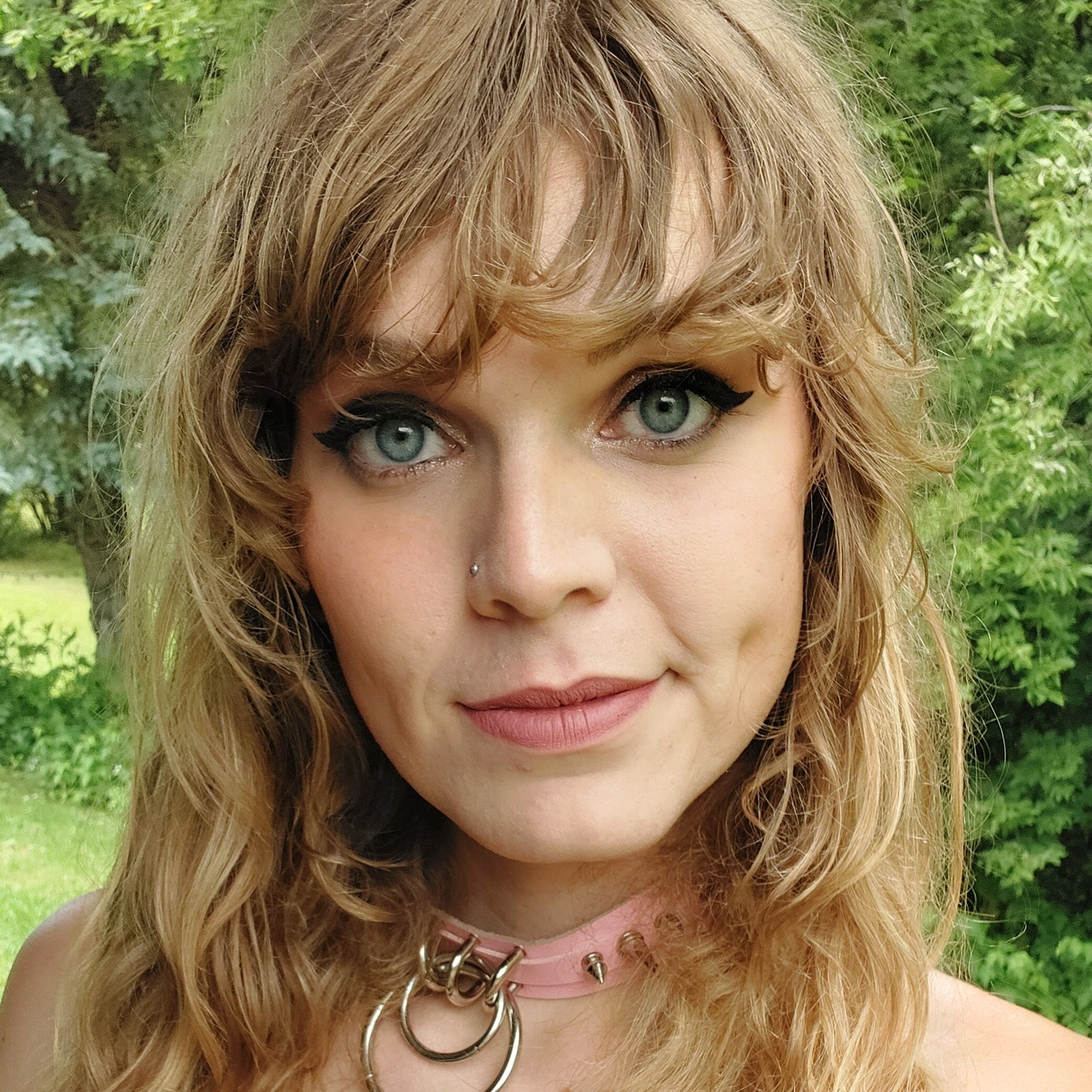 6ft7in TallGirl-MelodySinClaire Avatar