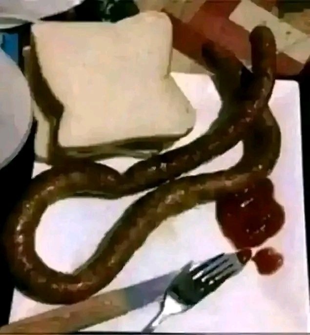 black-and-yellow Avatar