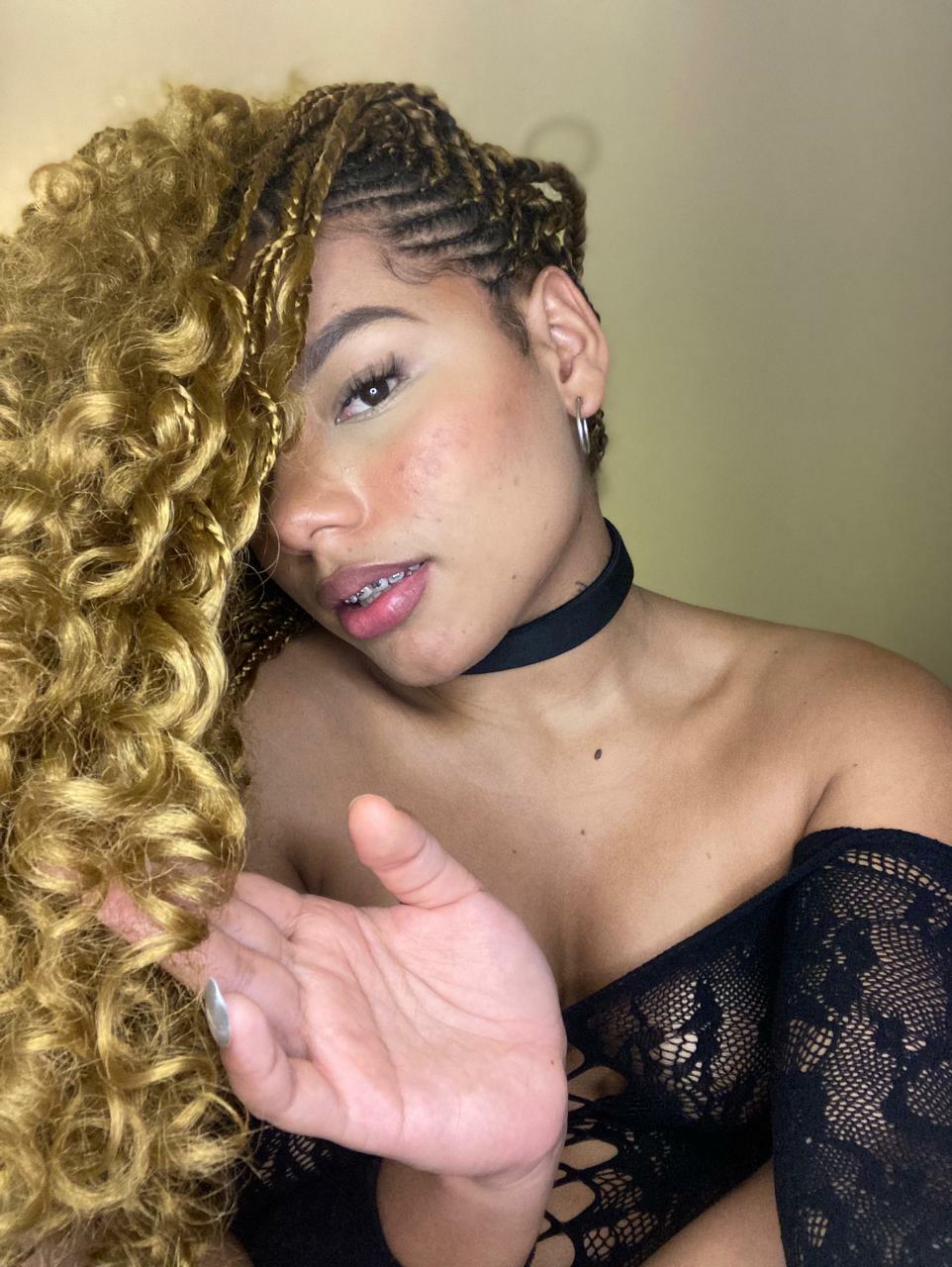 CurlygirlHansom Avatar