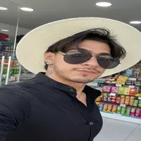 eliansavoy profile