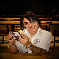 emily-86 profile