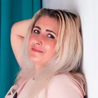 evelinaone profile