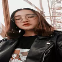 jennifer-holt profile