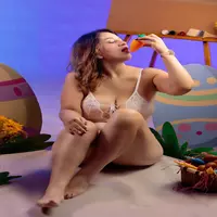 julietaa-evanss profile