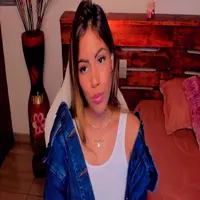 julieth-adams profile