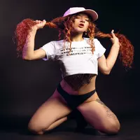 justkarlitaa profile