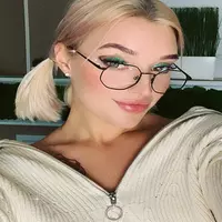 kourtneymoore profile