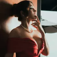 larabaker profile