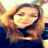 larisa-lovee profile