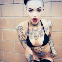 leighravenx profile