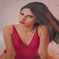 lilyfoxx-1 profile