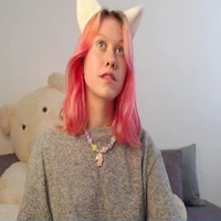 lucy-ellis profile