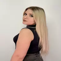 lynettehewlett profile