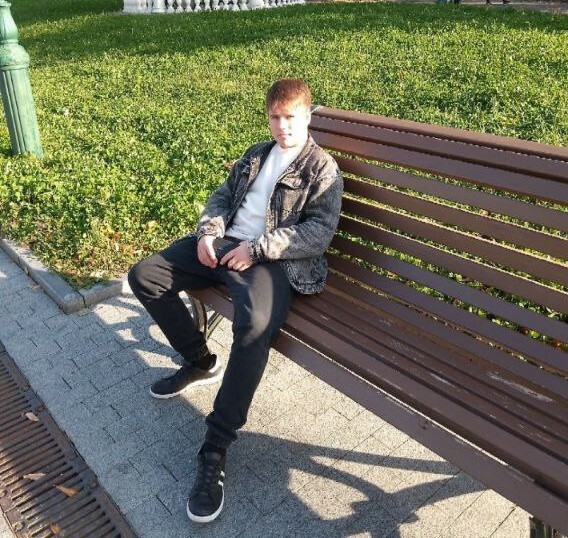 michael-strong Avatar