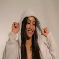 nina-blake profile