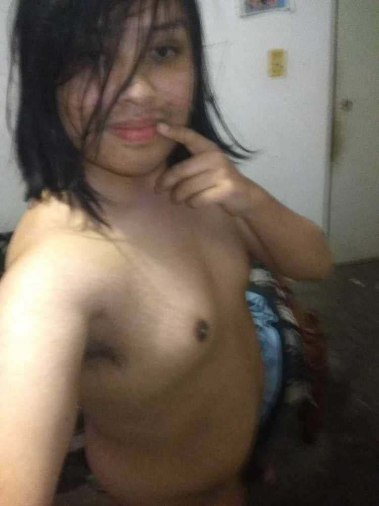 PinkPeacock112 Avatar