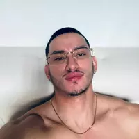 s4ntiagoxoxo profile