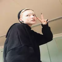 sallygrayfox profile