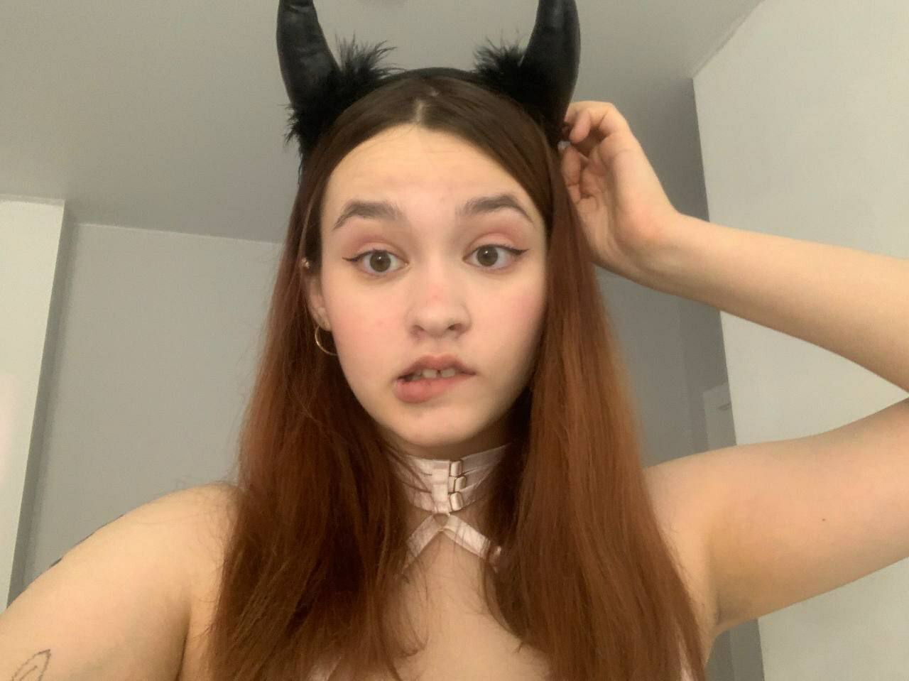 Scarlet and Dina Avatar