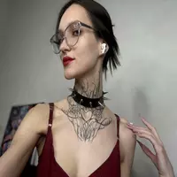 selena-sharp profile