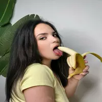 selenacutiee profile