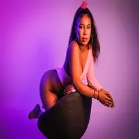 sexybutt-nina profile
