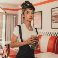 valeriavelvet profile
