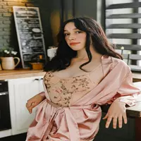 vickiee-moore profile