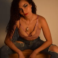 violetta-summer profile