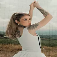 violetthansson profile